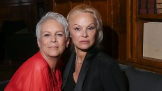 Jamie Lee Curtis y Pamela Anderson