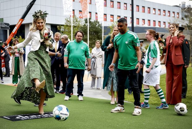 Máxima de Holanda, Máxima de Holanda reina, Máxima de Holanda tocados, dia del rey, 