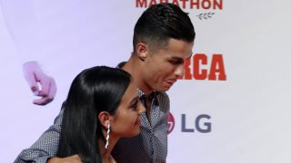 Cristiano Ronaldo y Georgina Rodríguez en un evento. (Foto: Gtres)