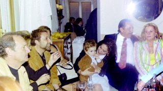 Isabel Pantoja, Mayte Zaldívar, Julián Muñoz y su nieto, Fran Redondo, en Marbella. (Foto: Gtres)