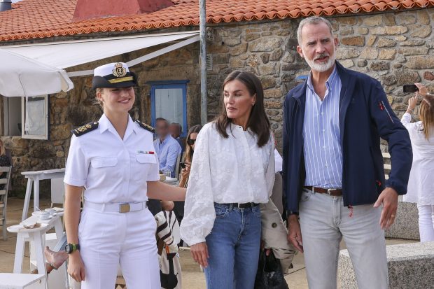 Rey Felipe VI, Reina Letizia, princesa leonor, familia real, 