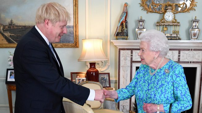 Boris Johnson, Reina Isabel