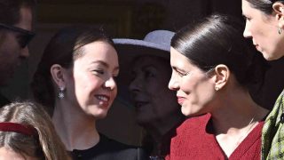 La princesa Alexandra con su hermana. (Foto: Gtres).