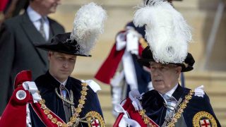 El príncipe Guillermo con su tío el duque de York. (Foto: Gtres).