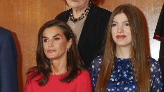 La Reina Letizia con la infanta Sofía. (Foto: Gtres).