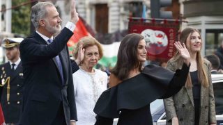 La Reina Letizia en el Teatro Campoamor. (Foto: Gtres).