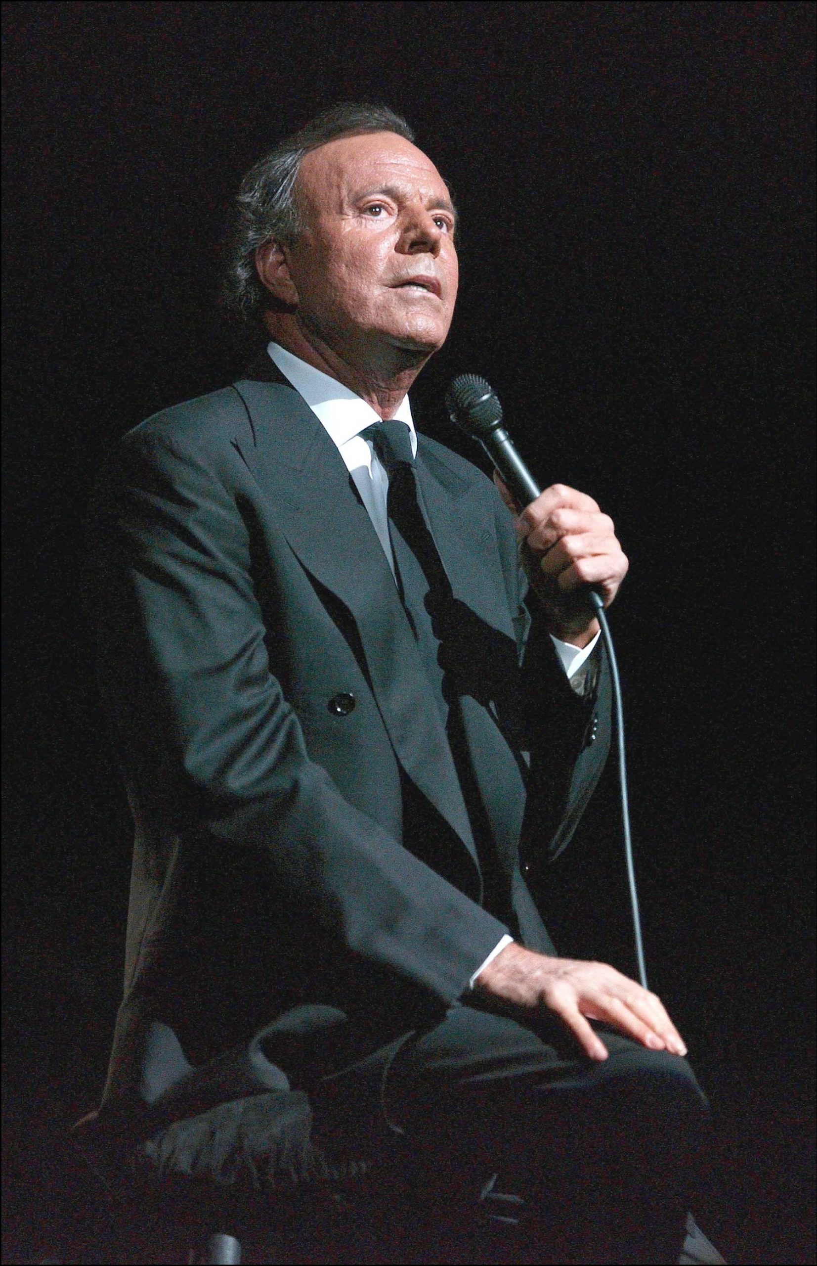 Julio Iglesias, Julio Iglesias concierto, Julio Iglesias patrimonio