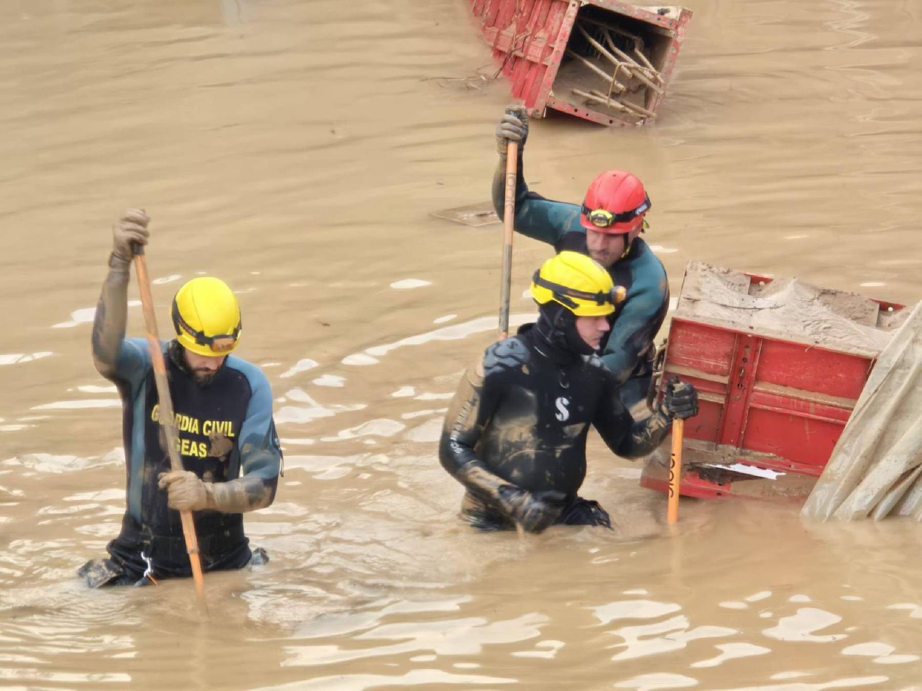 Rey Felipe, afectados DANA, guardia real