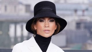 Jennifer Lopez en un evento en Londres. (Foto: Gtres)