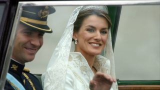 La Reina Letizia el día de su boda. (Foto: Gtres)