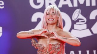 Karol G en los Grammy Latinos de 2023. (Foto: Gtres)