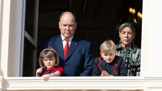 La princesa Gabriella de Mónaco con su familia. (Foto: Gtres).