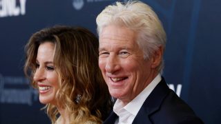 Richard Gere y Alejandra Silva en un evento en Nueva York. (Foto: Gtres)