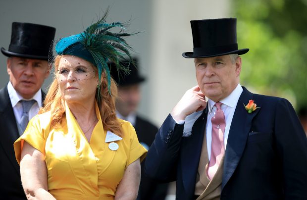 Sarah Ferguson junto a su ex marido, el príncipe Andrés. (Foto: Gtres)