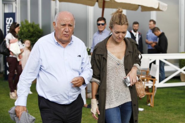 Marta Ortega junto a su padre, Amancio Ortega. (Foto: Gtres)