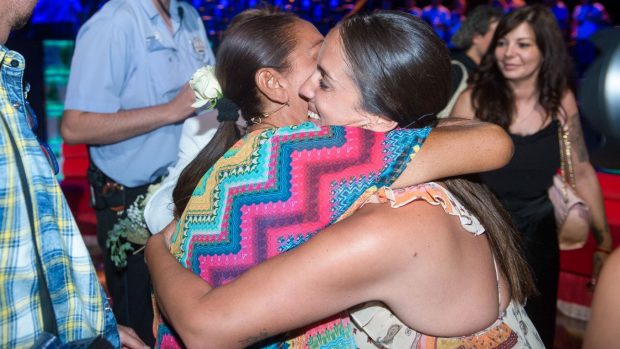 Isabel Pantoja junto a su sobrina Anabel. (Foto: Gtres)