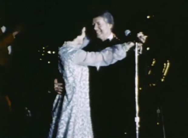 Jimmy y Rosalynn Carter durante el baile presidencial en 1977. (Foto: Facebook) 