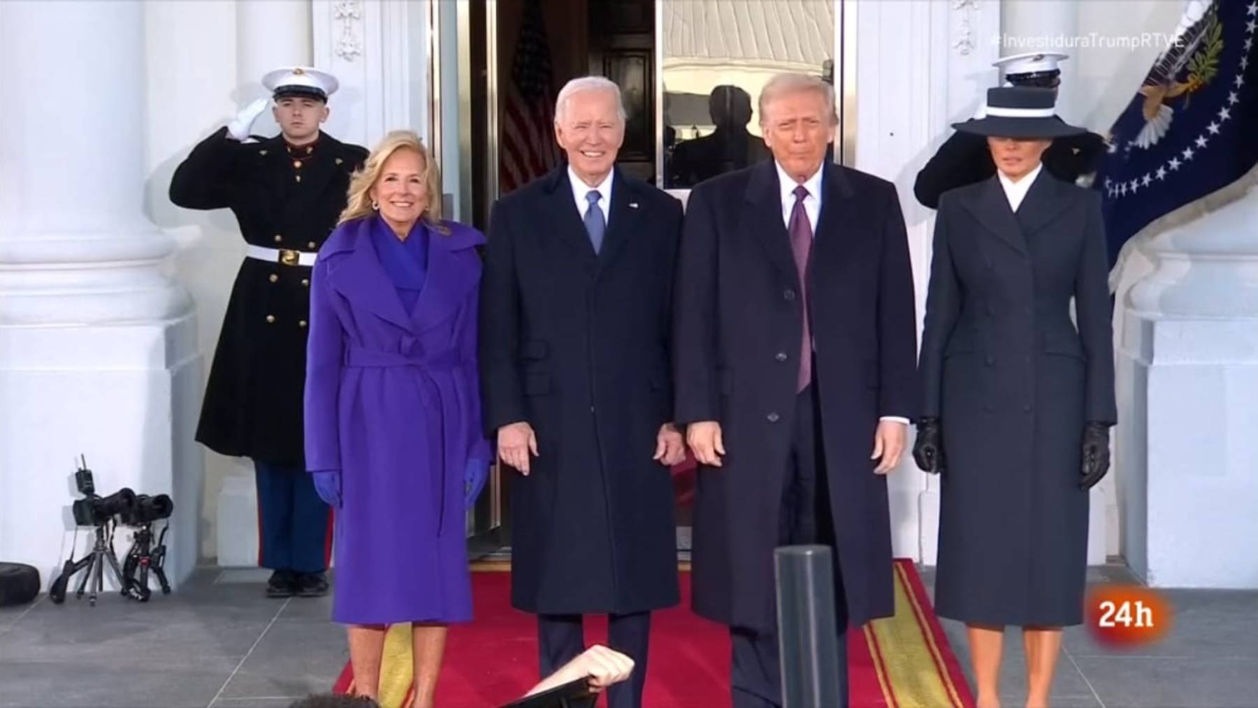 Donald y Melania Trump con Joe Biden y su esposa. (Foto: RTVE)