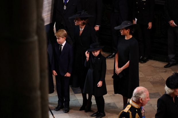 Kate Middleton y Meghan markle en el funeral de Isabel II