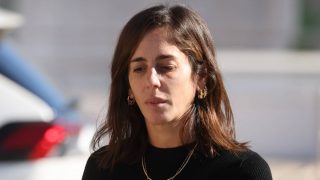 Anabel Pantoja en el funeral de su padre. (Foto: Gtres)