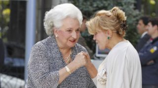 La infanta Pilar de Borbón y la baronesa Thyssen en Madrid. (Foto: Gtres)