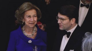 Doña Sofía en el 150 aniversario de la inauguración del Palacio Garnier. (Foto: Gtres)