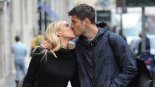 Alice Campello y Álvaro Morata por las calles de Madrid. (Foto: Gtres)