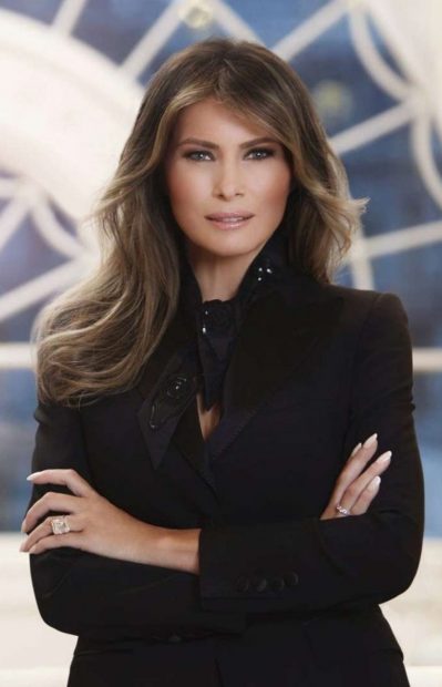 Retrato oficial de Melania Trump en la primera candidatura de su marido, Donald Trump. (Foto: Casa Blanca)