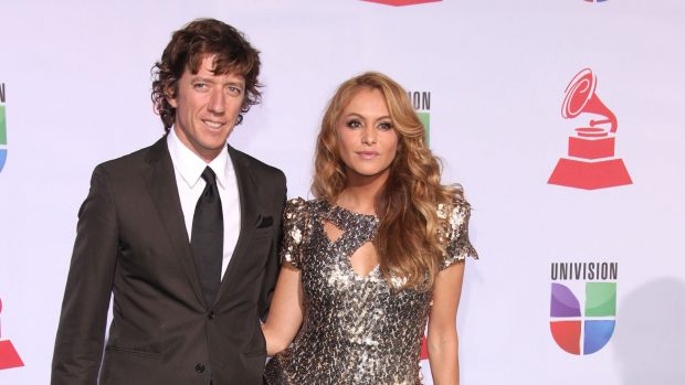 Colate y Paulina Rubio en una de sus últimas apariciones públicas como pareja. (Foto: Gtres)