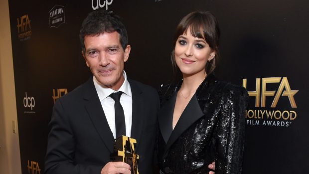 Antonio Banderas junto a su hija, Dakota Johnson. (Foto: Gtres)