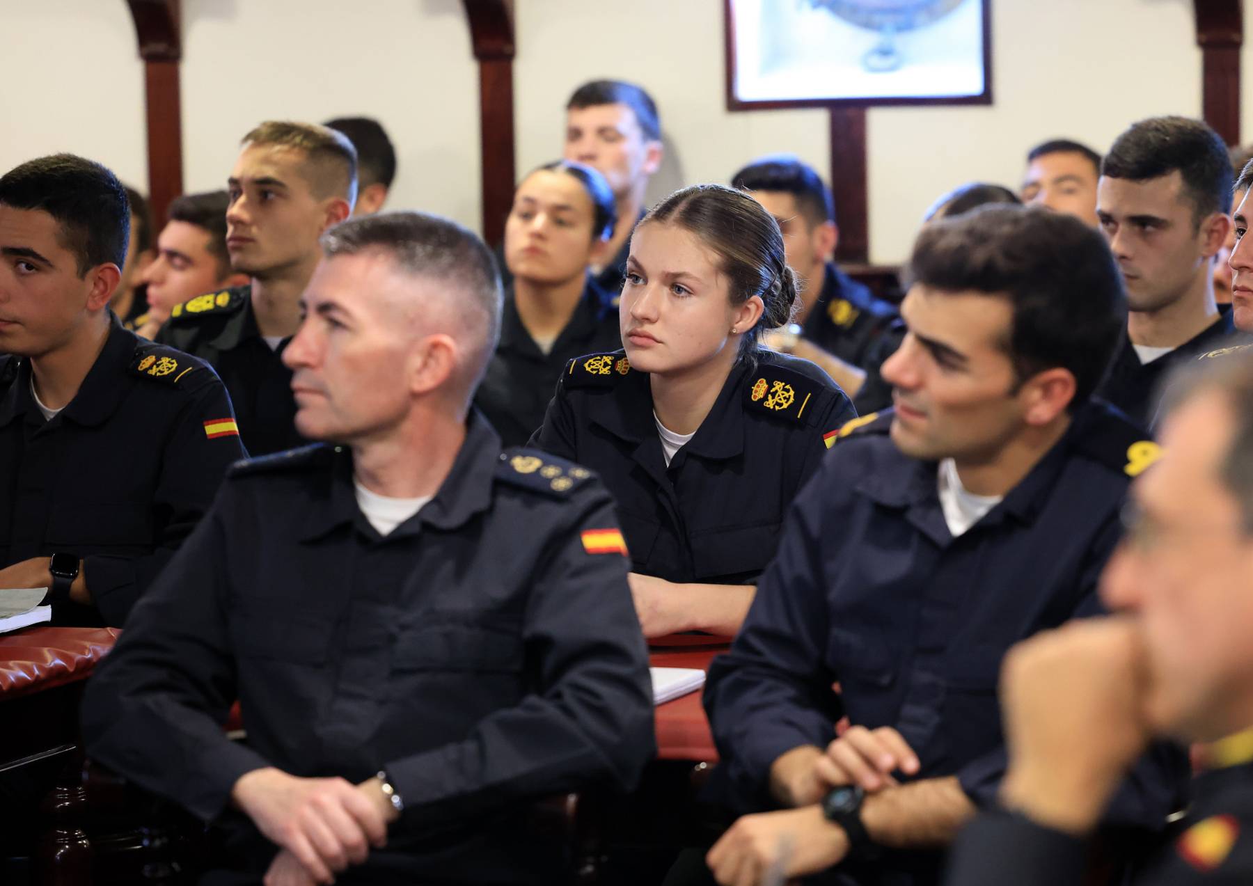 La princesa Leonor realizando maniobras a bordo de El Elcano. (Foto: Gtres)