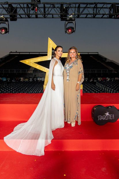 Paloma Cuevas y Sandra García Sanjuán durante la Gala Starlite Marbella. (Foto: Gtres)