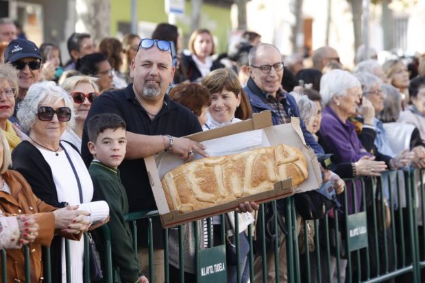 Alfonso Baigorri sorprendió a la Reina Letizia en 2022 con una gigantesca barra de pan personalizada. (Foto: Gtres)