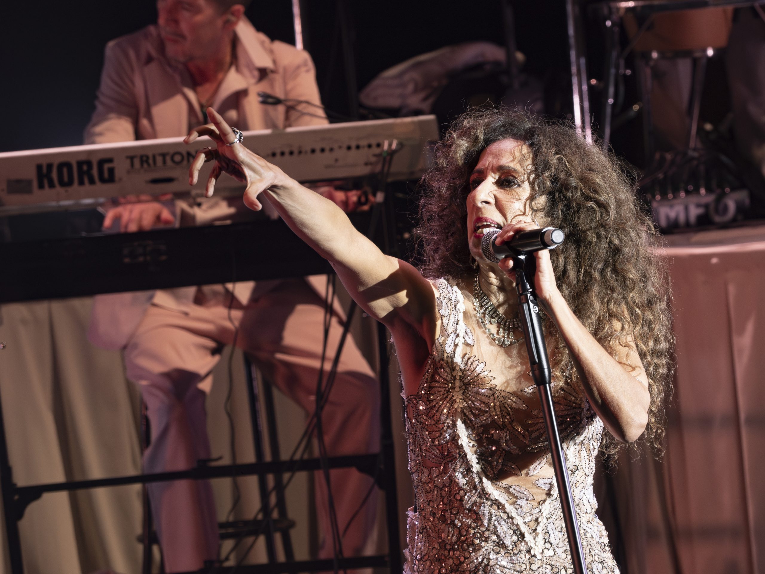 Rosario Flores en su concierto en Zaragoza. (Foto:Gtres)