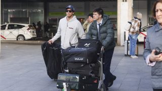 Íñigo Onieva, en el aeropuerto de Madrid.