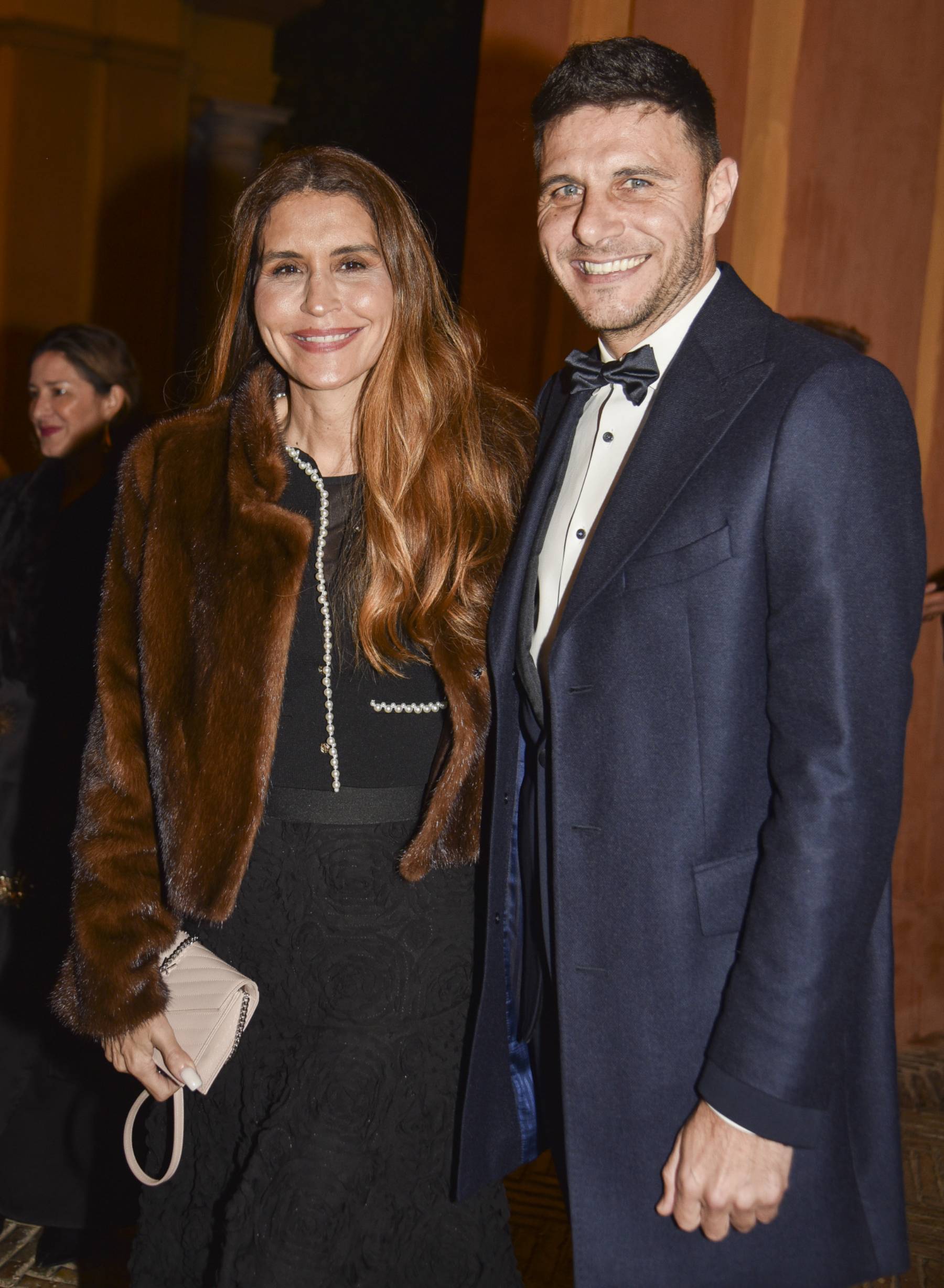 Joaquín Sánchez y Susana Saborido en un evento en Sevilla. (Foto: Gtres)