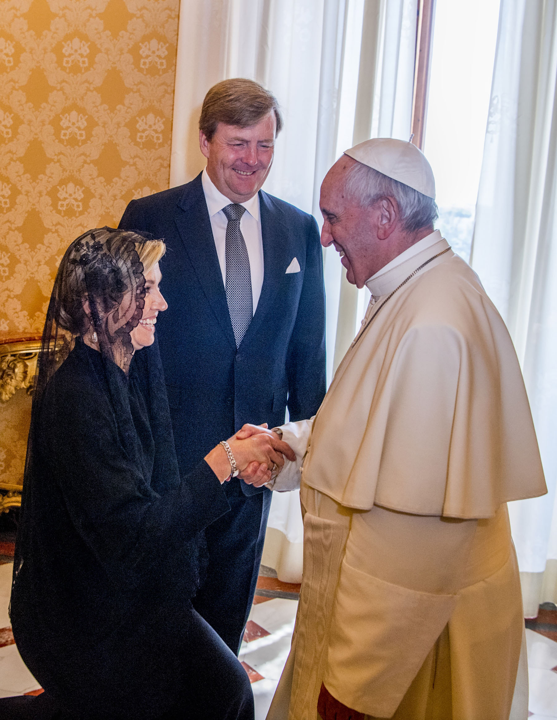 Reina Máxima, Papa