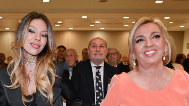 Alejandra Rubio, Alejandra Rubio familia, carmen borrego,