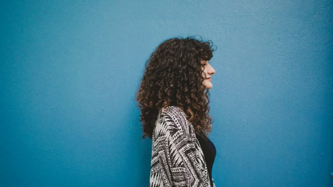 Adiós al encrespamiento: la crema para pelo ondulado que deja tu pelo perfecto sin tener que usar el secador