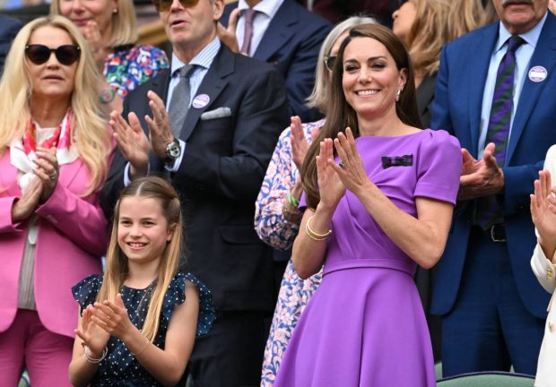 Kate Middleton y la Princesa Carlota durante Wimbledon 2024 en Londres. (Foto: Gtres)