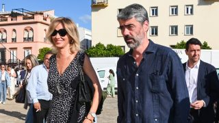 Susanna Griso y Luis Enríquez en La Maestranza de Sevilla. (Foto: Gtres)
