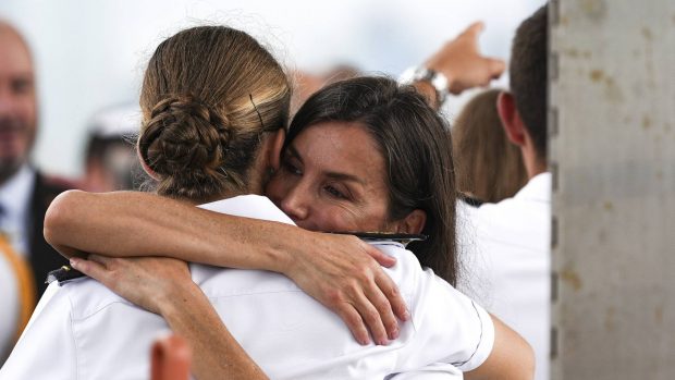 La princesa Leonor y la Reina Letizia. (Foto: Gtres)