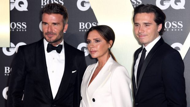 David, Victoria y Brooklyn Beckham. (Foto: Gtres)