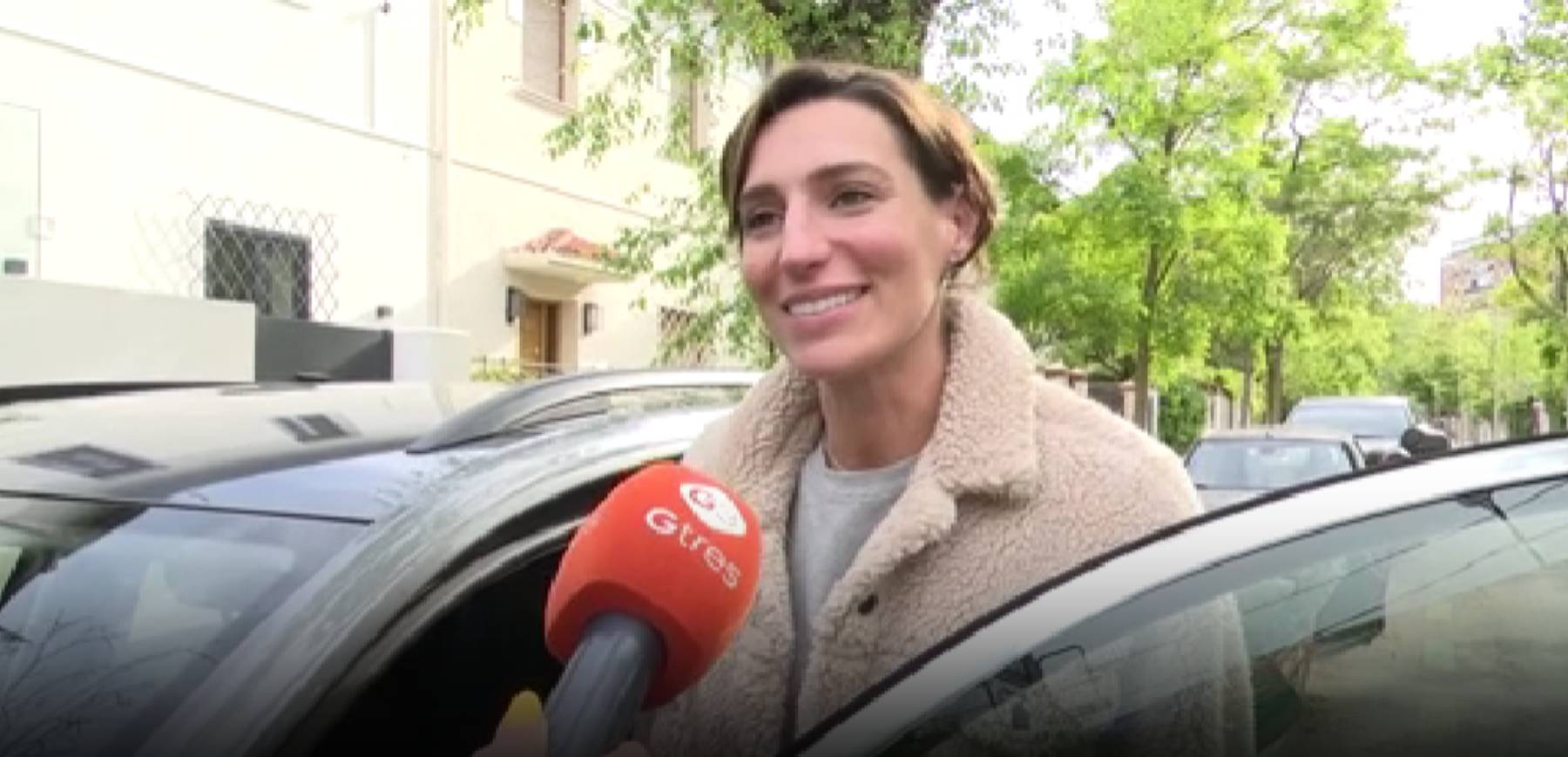 Eugenia Osborne por las calles de Madrid. (Foto: Gtres)