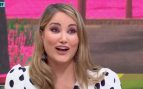 Alba Carrillo en 'La familia de la tele'. (Foto: TVE)
