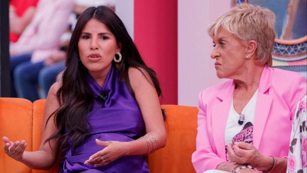 Isa Pantoja en 'La familia de la tele'. (Foto: RTVE)