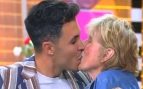 Kiko Jiménez y Mercedes Milá en 'Fiesta'. (Foto: Telecinco)