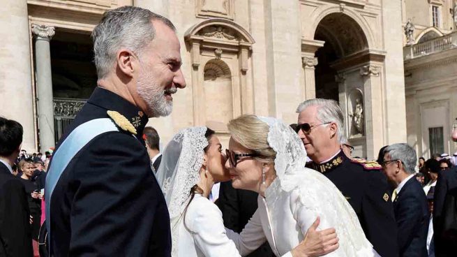Reina Letizia, vaticano, papa