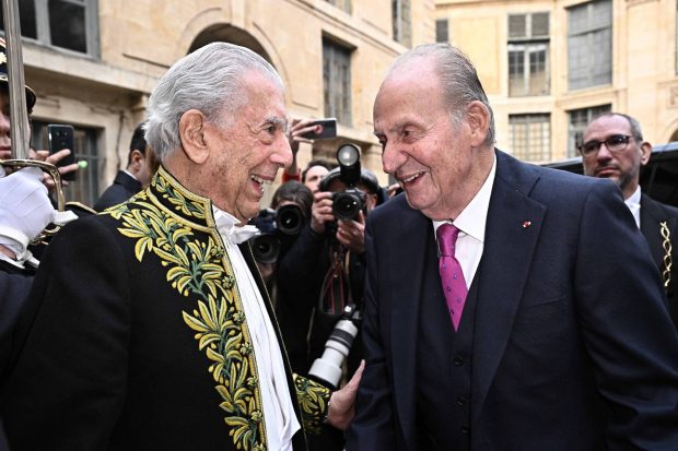 Álvaro Vargas Llosa, rey juan carlos