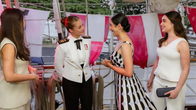 La princesa Leonor y Raquel Arbaje. (Foto: Instagram)